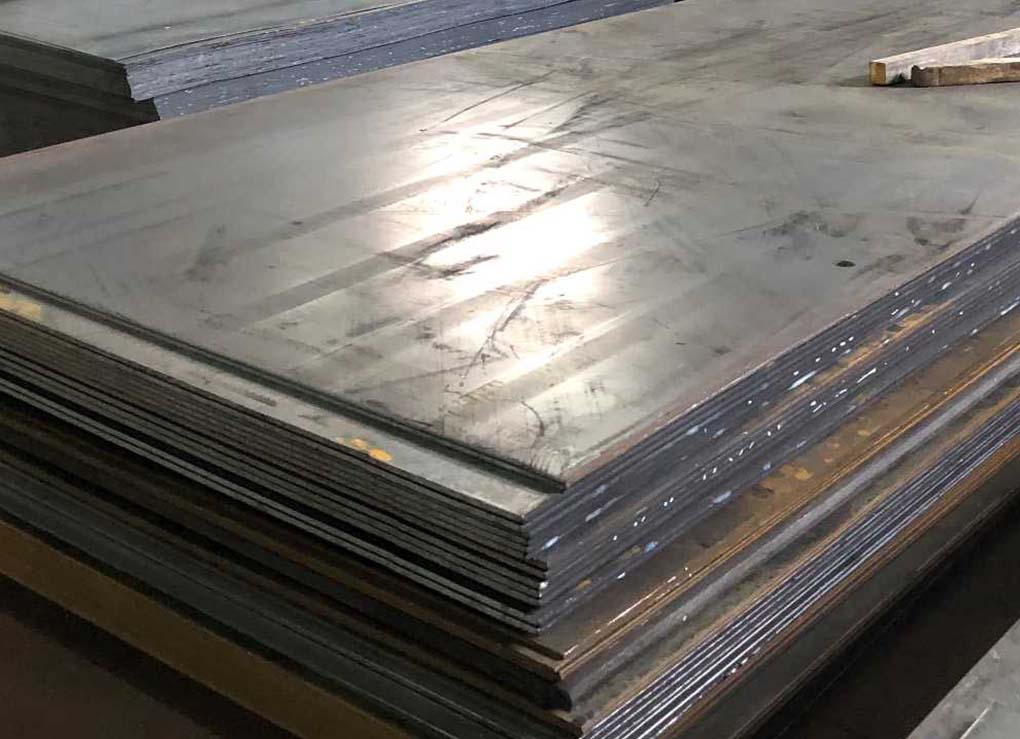 Flat rolled product of iron of a thickness less than 3mm